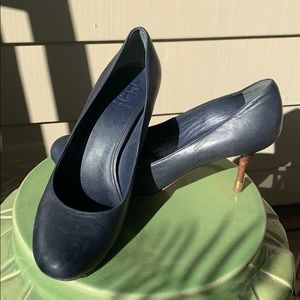 Tory Burch Navy pumps